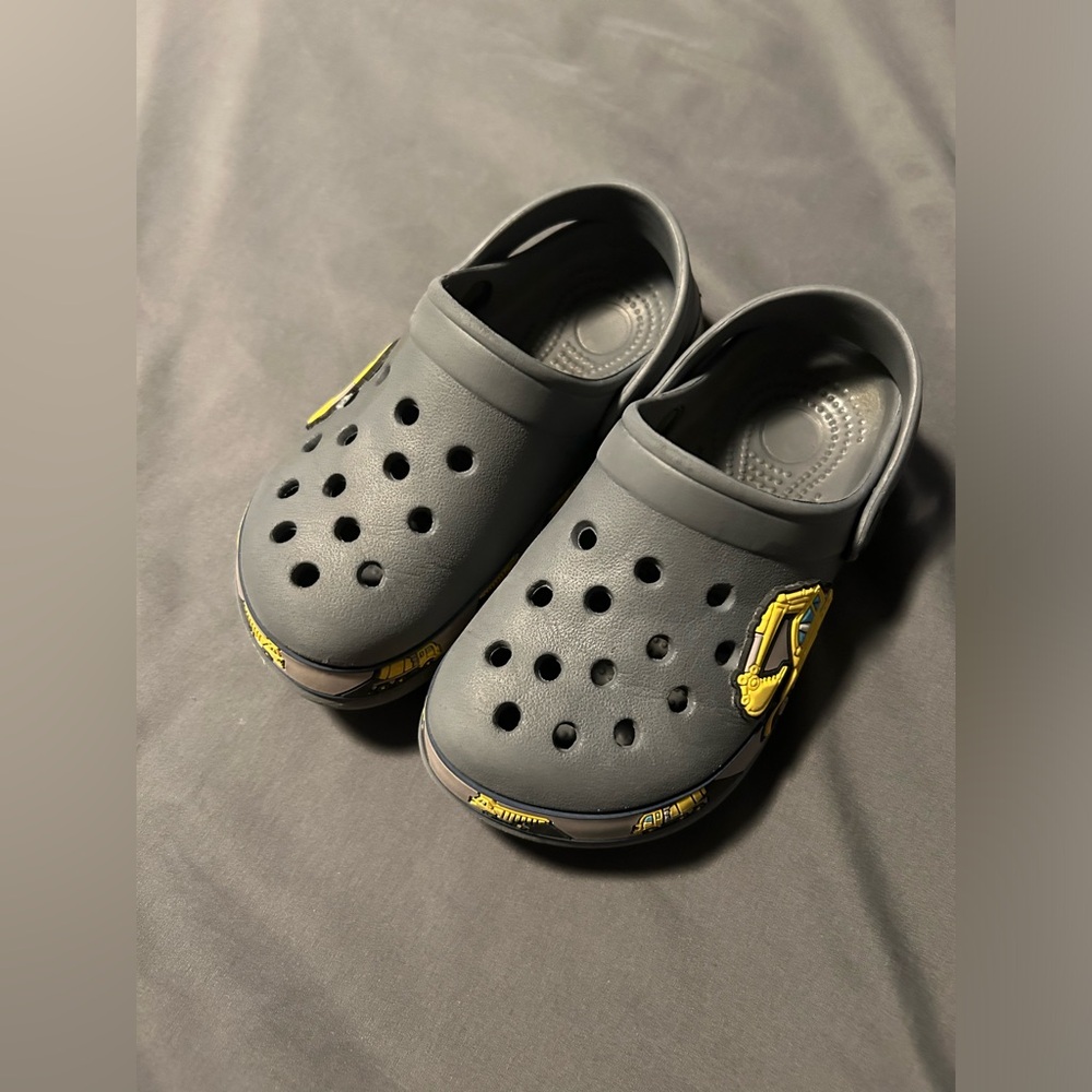 Little Boys Construction Vehicle Crocs Size 11 1/2, 12, 12 1/2